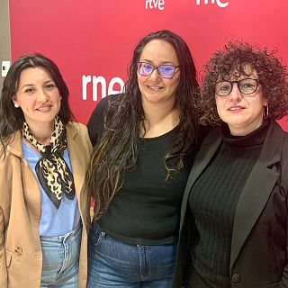 Metr�poli  commemora el Dia Internacional del Poble Gitano (8 d'Abril)