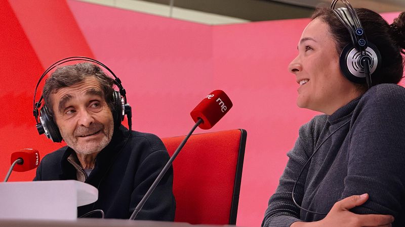 Adolfo y Adriana Domínguez, 50 años de moda - Las mañanas de RNE | Escuchar