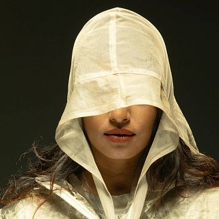 M.I.A., The Strokes, Peligro" & Sexy Sadie y Amatria