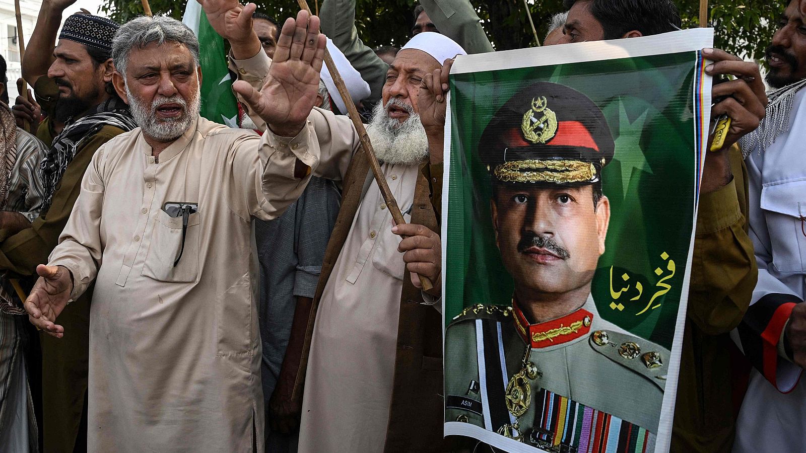 Cinco continentes - El papel de Pakistán en las negociaciones del alto el fuego entre Irán y Estados Unidos - Escuchar ahora