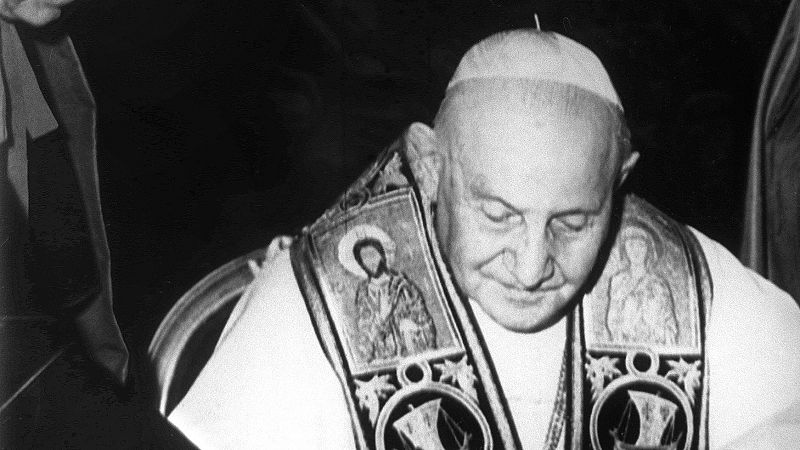 1963: Juan XXIII llama a la paz mundial en su encíclica - Crónica de España | Escuchar