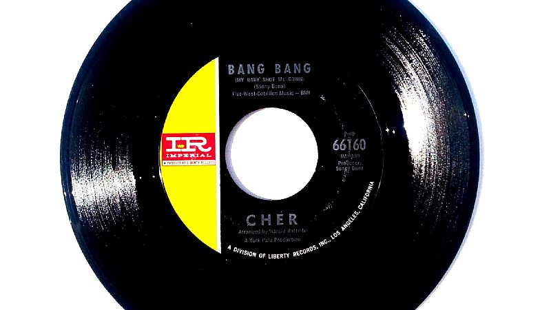 El sótano - Hits del Billboard; abril 1966 - 09/04/26 - El sótano | Escuchar