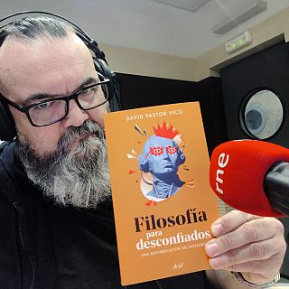 Vico: "Somos trogloditas con tel�fonos inteligentes"