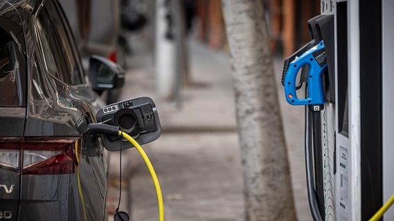 Els cotxes xinesos guanyen pes al mercat català i espanyol
