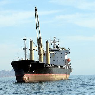 ¿Es legal que Irán cobre un peaje por cruzar el Estrecho de Ormuz?