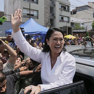 Fujimori asegura el paso a la segunda vuelta electoral en Perú