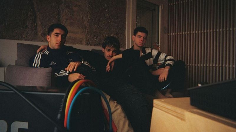 VITTARA fan un pas endavant presentant un segon disc amb identitat pr�pia - Xavif�rnia | Escoltar