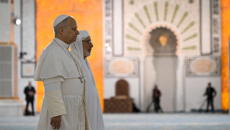Llamamiento a la paz en Argelia del papa León XIV - África hoy | Escuchar