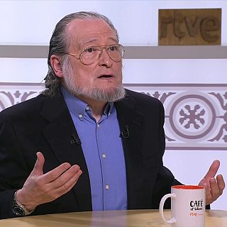 Santiago Niño Becerra: "Més de la meitat de la població no pot fer front a un imprevist"