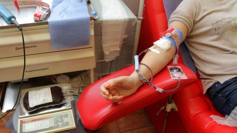 Terapia CAR-T remite tres enfermedades autoinmunes graves - Las mañanas de RNE | Escuchar