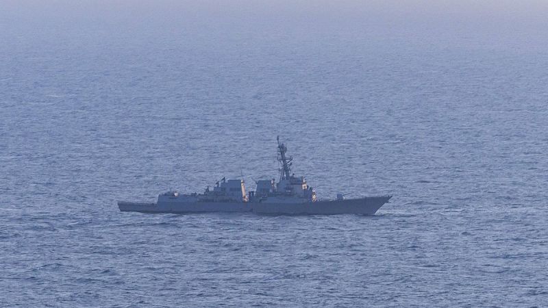 Crónica internacional -  Pakistán redobla sus esfuerzos diplomáticos para intentar volver a sentar en la mesa de negociaciones a Teherán y Washington, antes del fin del ultimátum impuesto por Trump - Escuchar ahora