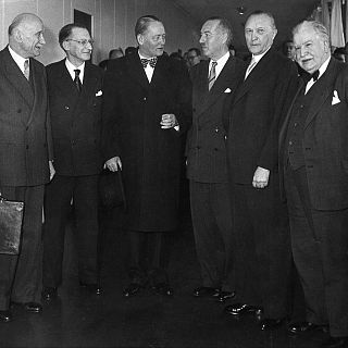 1951: Europa crea la CECA mientras España sigue aislada