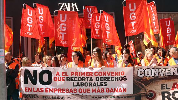 UGT es mobilitza contra el preacord estatal de la patronal del tèxtil