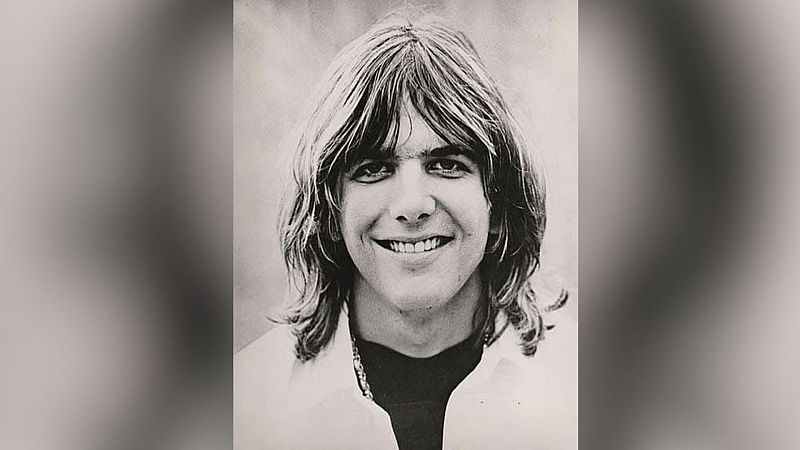 Sin rodeos - Gram Parsons entra en el Rock & Roll Hall of Fame  - 17/04/26 - Escuchar ahora