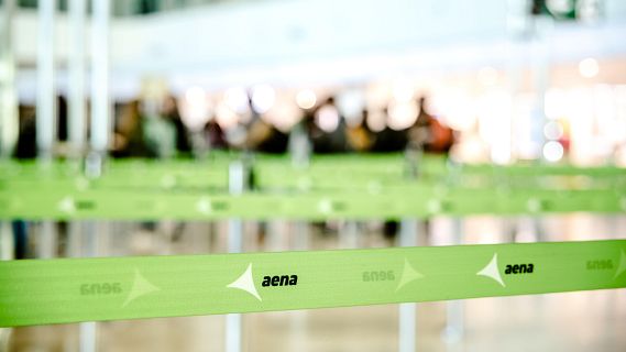 Aena tanca la porta a la cessi� de la governan�a de l'aeroport del Prat