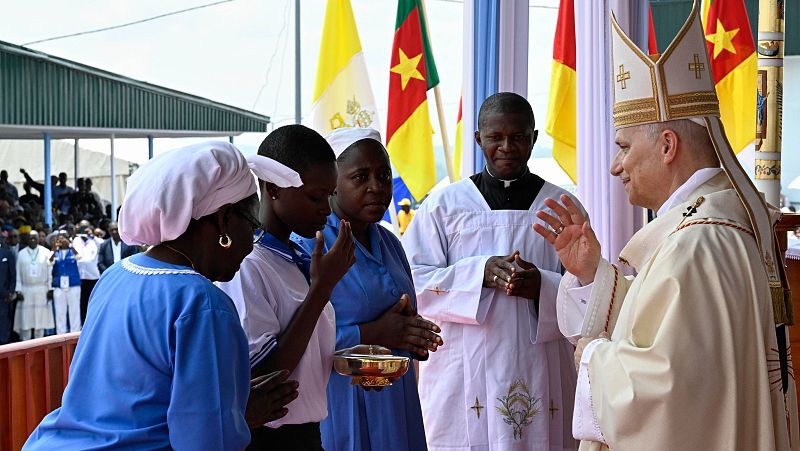 El papa viaja a cuatro países africanos - África hoy | Escuchar