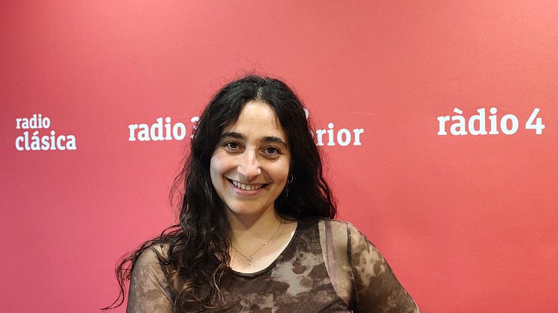 Catalunya Exprés - Entrevista amb Marta Shanti - Catalunya Exprés Magazine | Escoltar