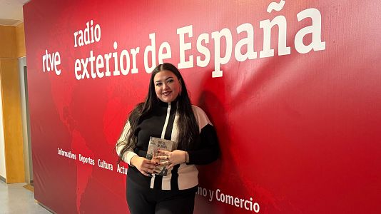 Identidad y migración en 'Material inflamable' de Rosa Ramírez