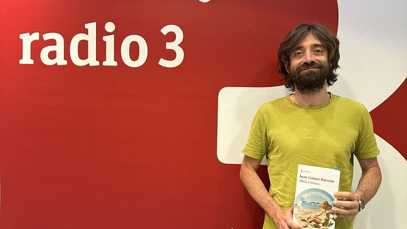 Efecto Doppler - Abril en bucle con Juan Gómez Bárcena - 17/04/26 - Efecto Doppler | Escuchar