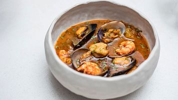 Suquet de peix i flors gastron�miques