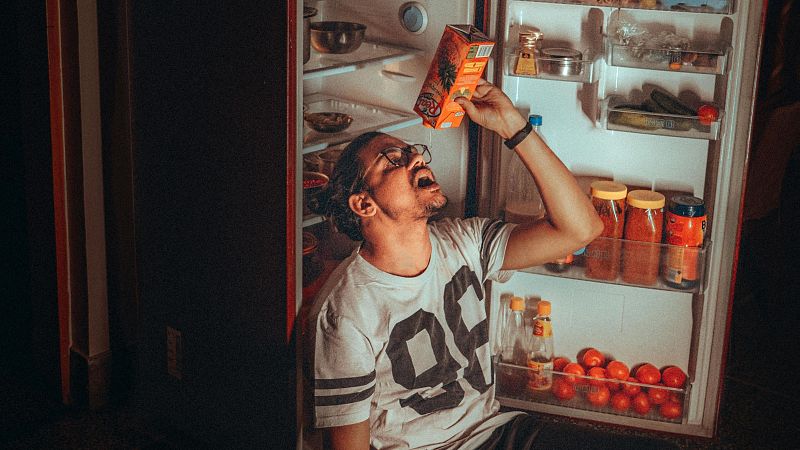 El mat� de R�dio 4 - "L'home solter �s una cat�strofe diet�tica": la doctora Magda Carlas t'explica per qu� i com evitar-ho - El mat� de R�dio 4 | Escoltar