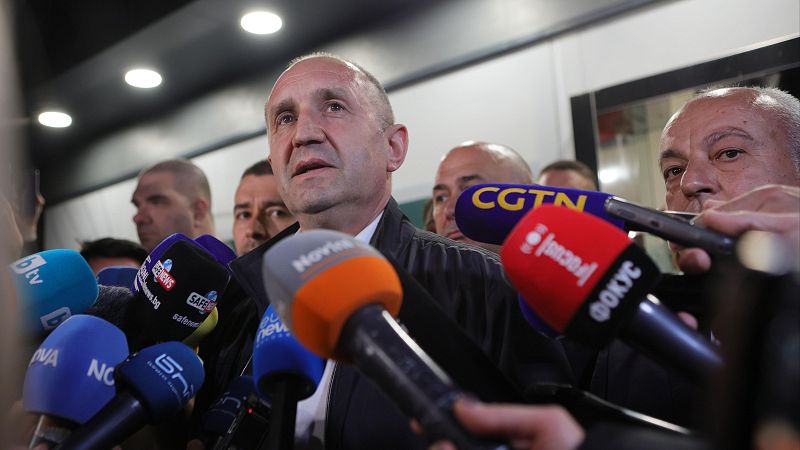 Cinco continentes - ¿Qué supone el triunfo de Rumen Radev en las elecciones en Bulgaria? - Escuchar ahora