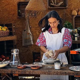 Marina Ribas, pagesa i influencer: "Si passem més temps a la cuina, serem més feliços"