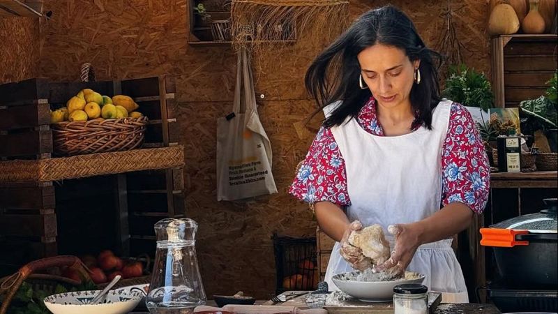 El mat� de R�dio 4 - Marina Ribas, pagesa i influencer: "Si passem m�s temps a la cuina, serem m�s feli�os" - El mat� de R�dio 4 | Escoltar