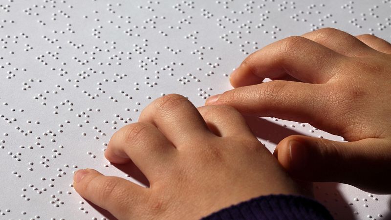 Para que veas -  Día del libro. El cuentacuentos a ciegas que sorprende los sentidos - 22/04/26 - Escuchar ahora