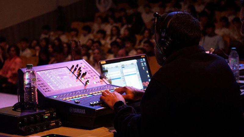 Sinfon�a de la ma�ana - Programa especial en el colegio Miramadrid en Paracuellos de Jarama - 22/04/26 - Sinfon�a de la ma�ana | Escuchar