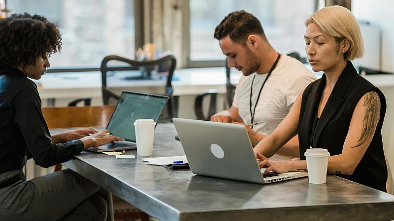 Bon dia i bona sort - Les 5 actituds que es repeteixen a les feines t�xiques - Bon dia i bona sort | Escoltar