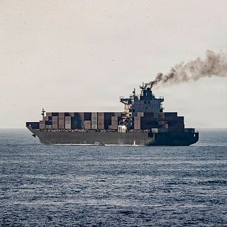 Irán captura dos petroleros en Ormuz