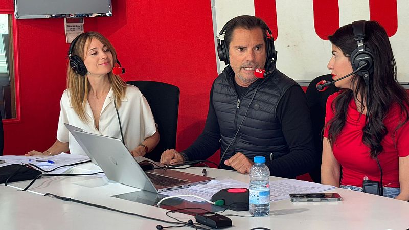 Bon dia i bona sort - Especial Diada de Sant Jordi des de Pla�a Catalunya - Bon dia i bona sort | Escoltar