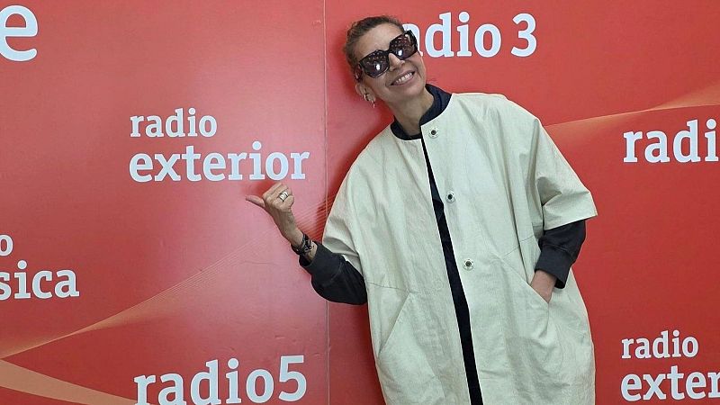 Magos Herrera trae su 'Aire' mexicano a España - Hora América | Escuchar