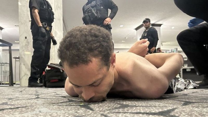 Intent d'atemptat contra Donald Trump. An�lisi de Vicens Sanclemente - S�n 4 dies | Escuchar