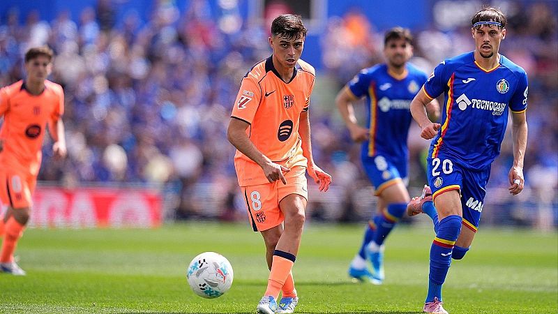 El futbol �s aix� (o no): El Bar�a t� el t�tol de Lliga a la m� - S�n 4 dies | Escuchar