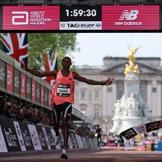 El ser humano baja de dos horas en el maratón