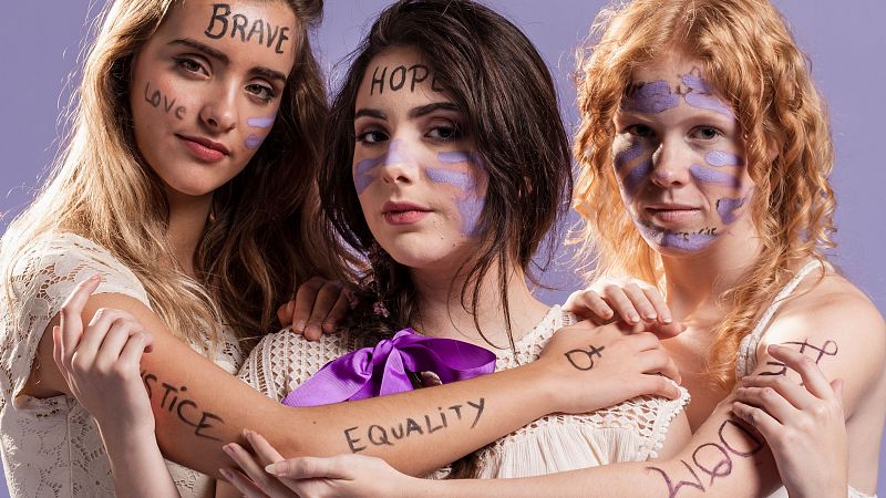 Segona hora: Posem el Zoom al feminisme 4.0: consens o fractura generacional? - Xavif�rnia | Escoltar