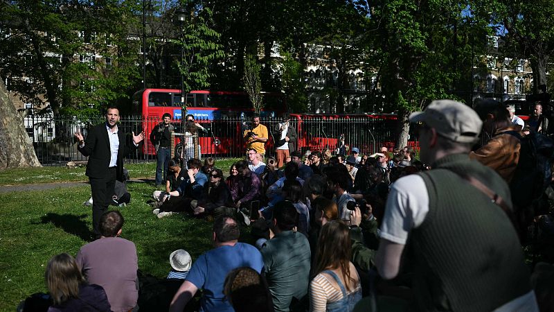 Reportaje 5 Continentes - En el Reino Unido, los Verdes quieren ser la alternativa a un partido laborista en crisis - Escuchar ahora