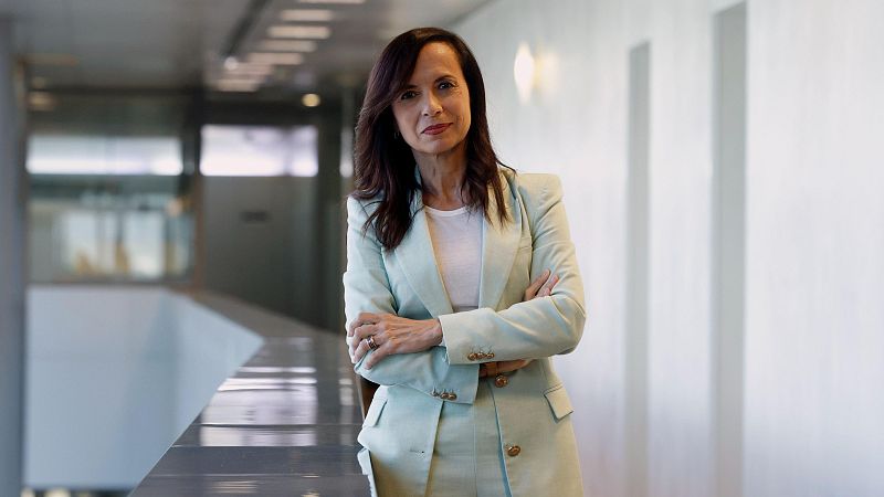 Corredor (Redeia): "La seguridad del sistema eléctrico depende de que todos cumplan sus obligaciones" - Las mañanas de RNE | Escuchar