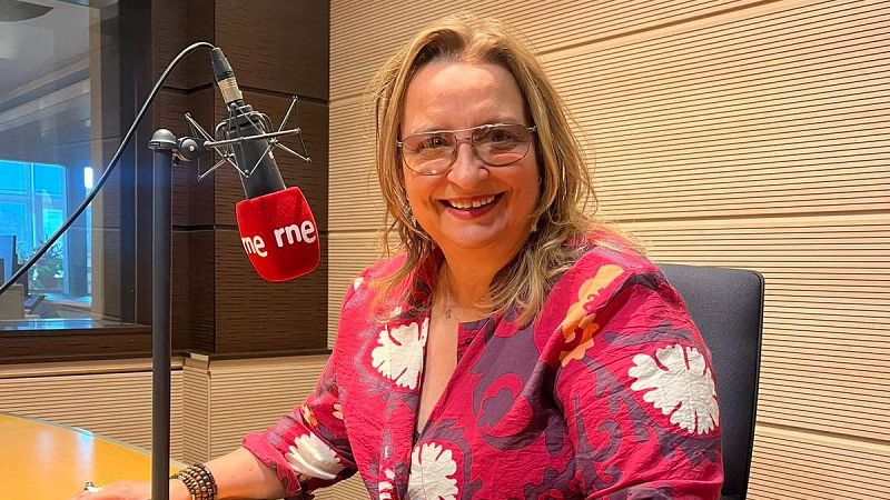 Patio de Voces - Patricia Kraus nos presenta Revolturas - 28/04/26 - Patio de voces | Escuchar