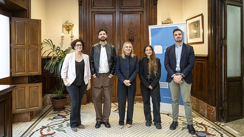 Hablamos con los candidatos a los Premios Girona de Arte - Cultura con Ñ | Escuchar