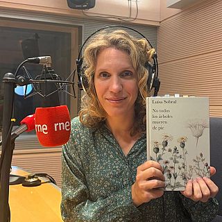 Luísa Sobral debuta en la literatura con ‘No todos los árboles mueren de pie’