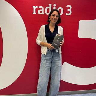 Eva Baltasar se rinde al amor en 'Peces'