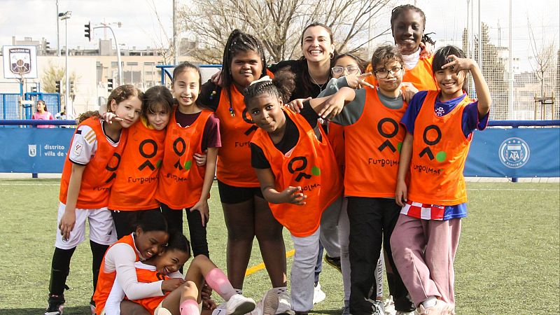 La esencia del deporte en Radio 5 - "Fútbol Más": El juego nos iguala a todos - 03/05/26 - Escuchar ahora