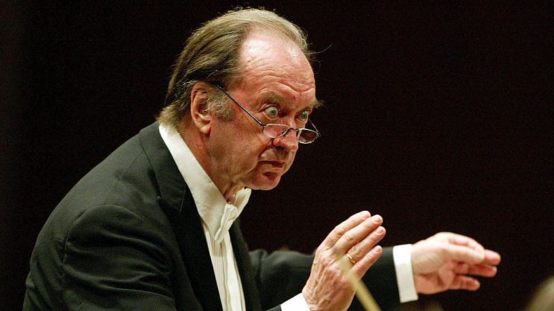 Grandes ciclos - N. Harnoncourt (XXX): Lo decisivo es siempre el coraz�n - 30/04/26 - Grandes ciclos | Escuchar