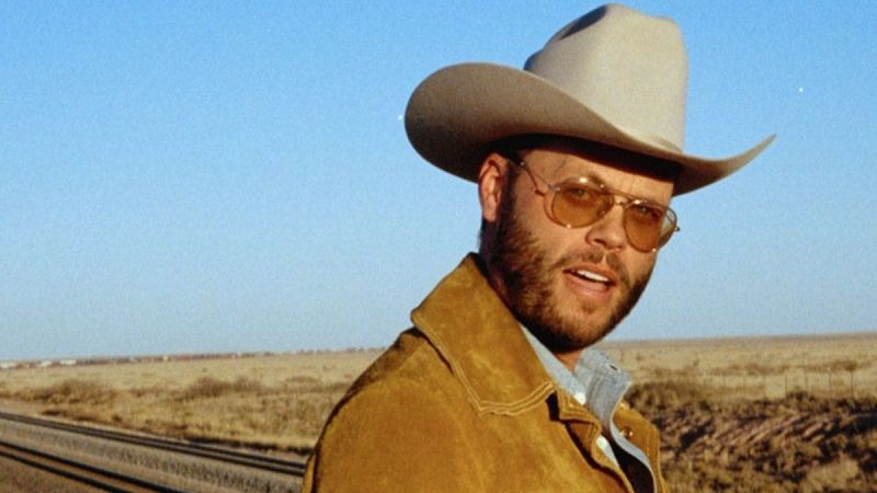 Sin rodeos - Charley Crockett publica por sorpresa nuevo disco, ‘Clovis’, en su sello independiente - 01/05/26 - Escuchar ahora