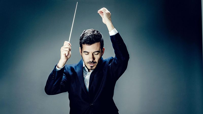 Fila cero - OCRTVE - Nuno Coelho con la OSRTVE: Mozart y Mahler - 01/04/26 - Fila cero | Escuchar