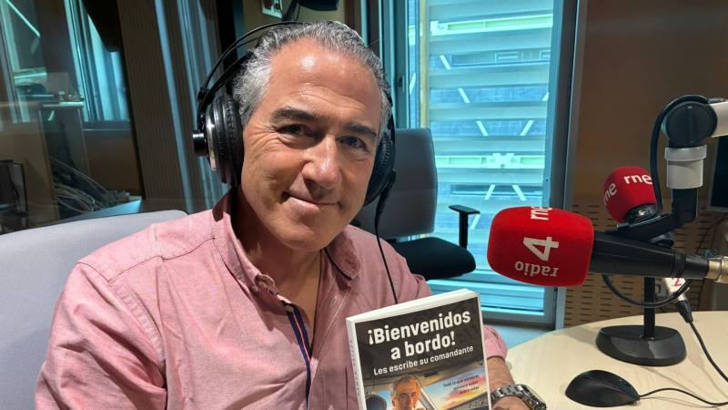 No es un día cualquiera - Ramon Vallès: Volar, navegar y comunicar | Escuchar