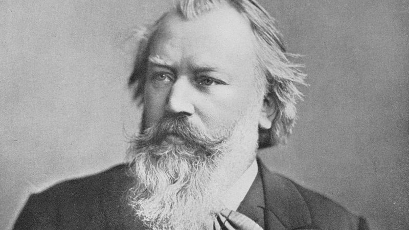 Fila cero - Mart�n y Soler, Brahms y Strauss con la Orquesta de Valencia - 03/05/26 - Fila cero | Escuchar